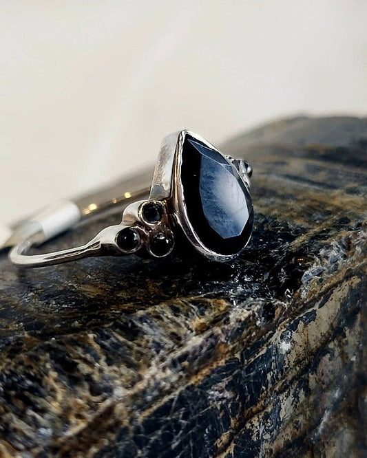 Sterling Silver Onyx Tear Drop Ring - Witches Ink LTD - O/A Crystals and Sun Signs