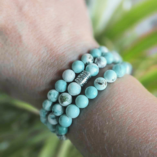 Magnesite Turquoise Gemstone Bead Bracelet | The Stone of a Calm Mind
