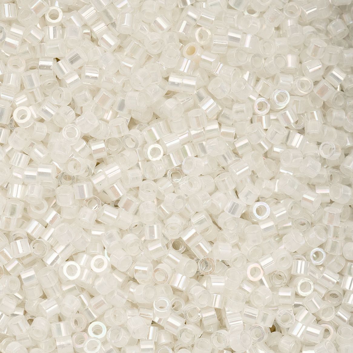 Cylin Bead 11/0 Off White AB