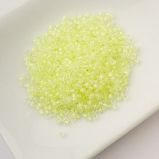 Cylin Bead 11/0 Glow in Dark Yellow Neon