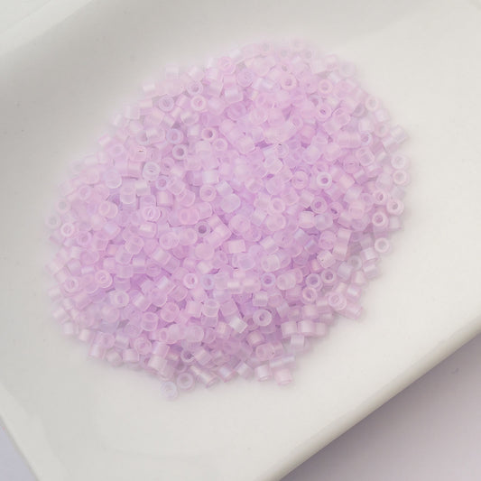 Cylin Bead 11/0 Matte Macaroon AB Lilac Frost - Alberta Bead Store