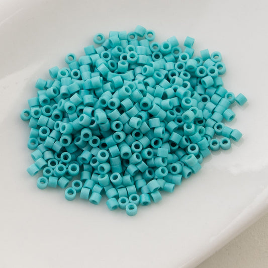 Cylin Bead 11/0 Opaque Turquoise Green