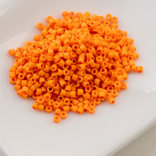 Cylin Bead 11/0 Matte Opaque Mandarin Silk