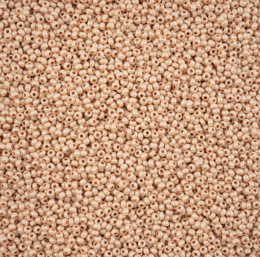 Czech Seed Bead 11/0 Pearl Beige Chalk Luster Terra