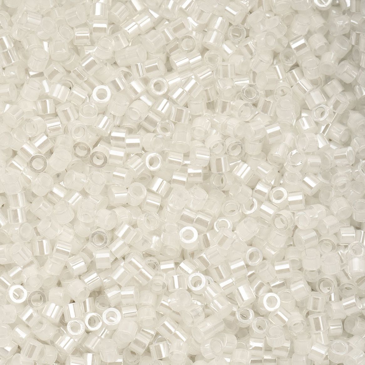 Cylin Bead 11/0 White AB Lined