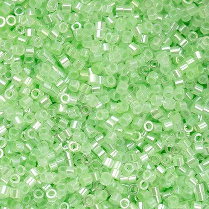 Cylin Bead 11/0 Light Crystal Green Ceylon