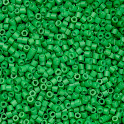 Cylin Bead 11/0 Green Kelly