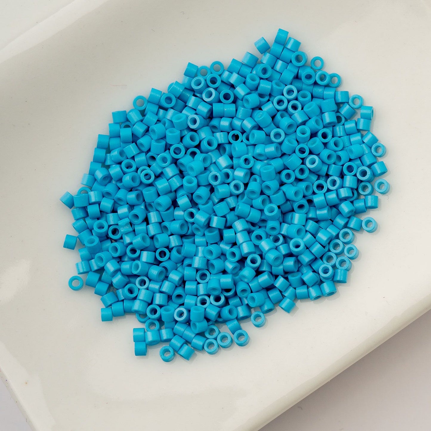 Cylin Bead 11/0 Dark Turquoise Blue