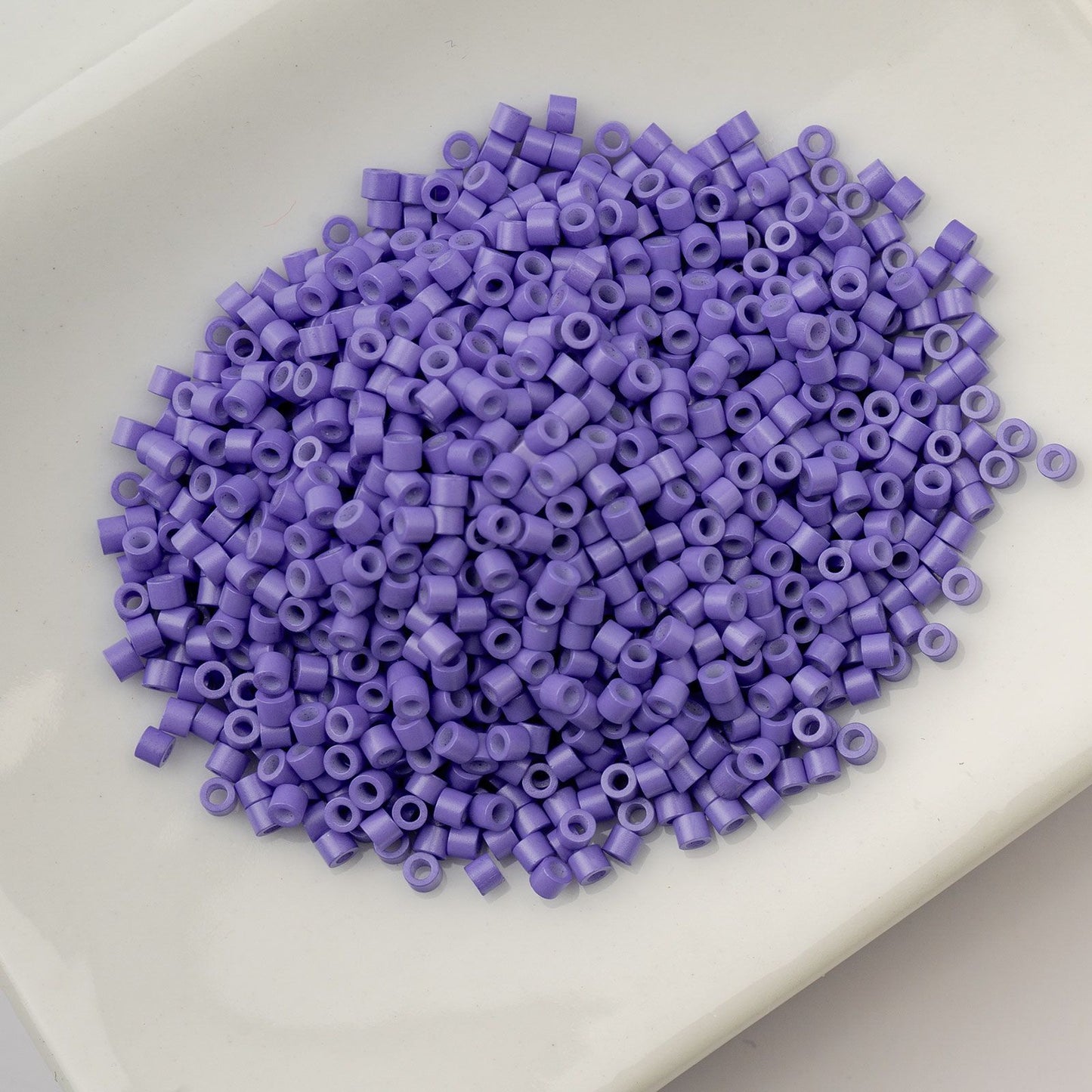Cylin Bead 11/0 Dusky Wisteria