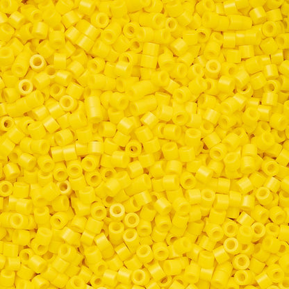 Cylin Bead 11/0 Opaque Yellow