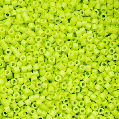 Cylin Bead 11/0 Opaque Chartreuse