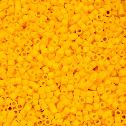Cylin Bead 11/0 Opaque Yellow Zest