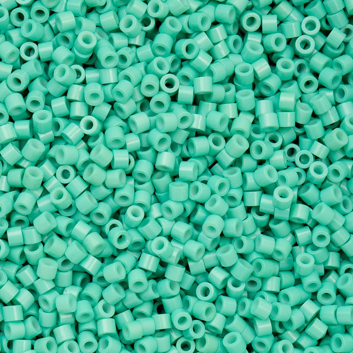 Cylin Bead 11/0 Opaque Vibrant Turquoise