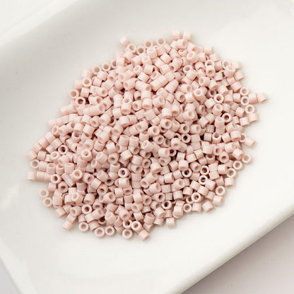 Cylin Bead 11/0 Opaque Pale Rose
