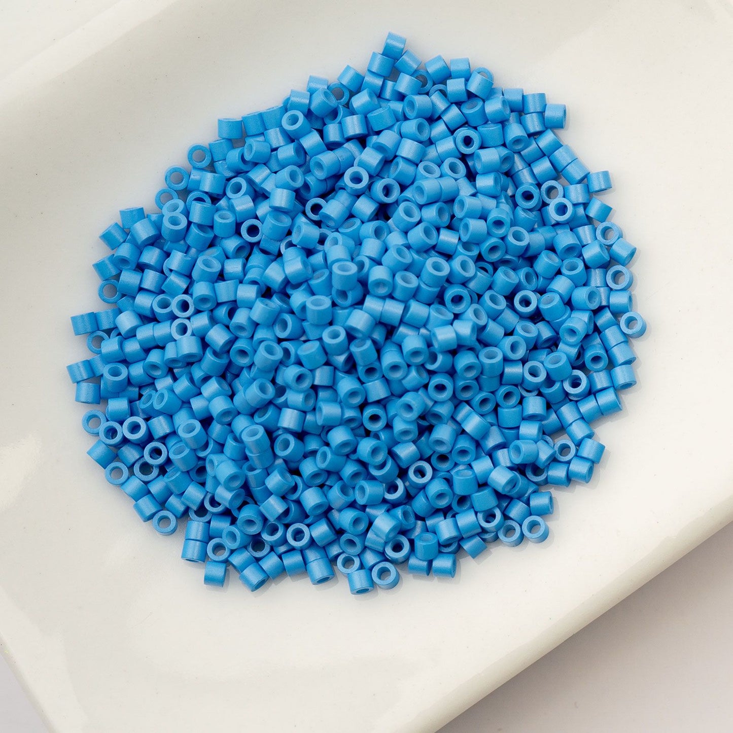 Cylin Bead 11/0 Opaque Blue Cerulean