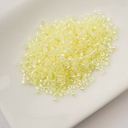 Cylin Bead 11/0 Glow in Dark AB Yellow