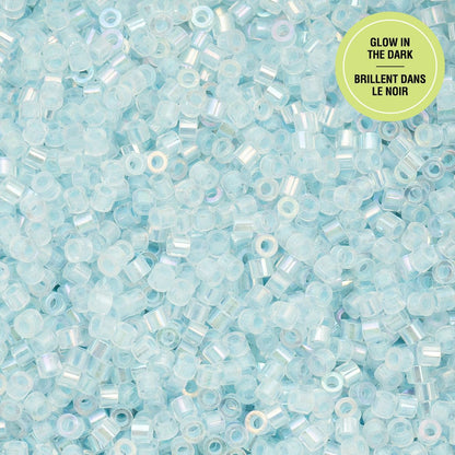 Cylin Bead 11/0 Glow in Dark AB Sky