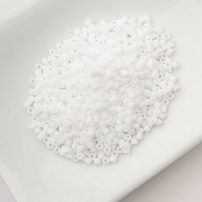 Cylin Bead 11/0 Matte Macaron White