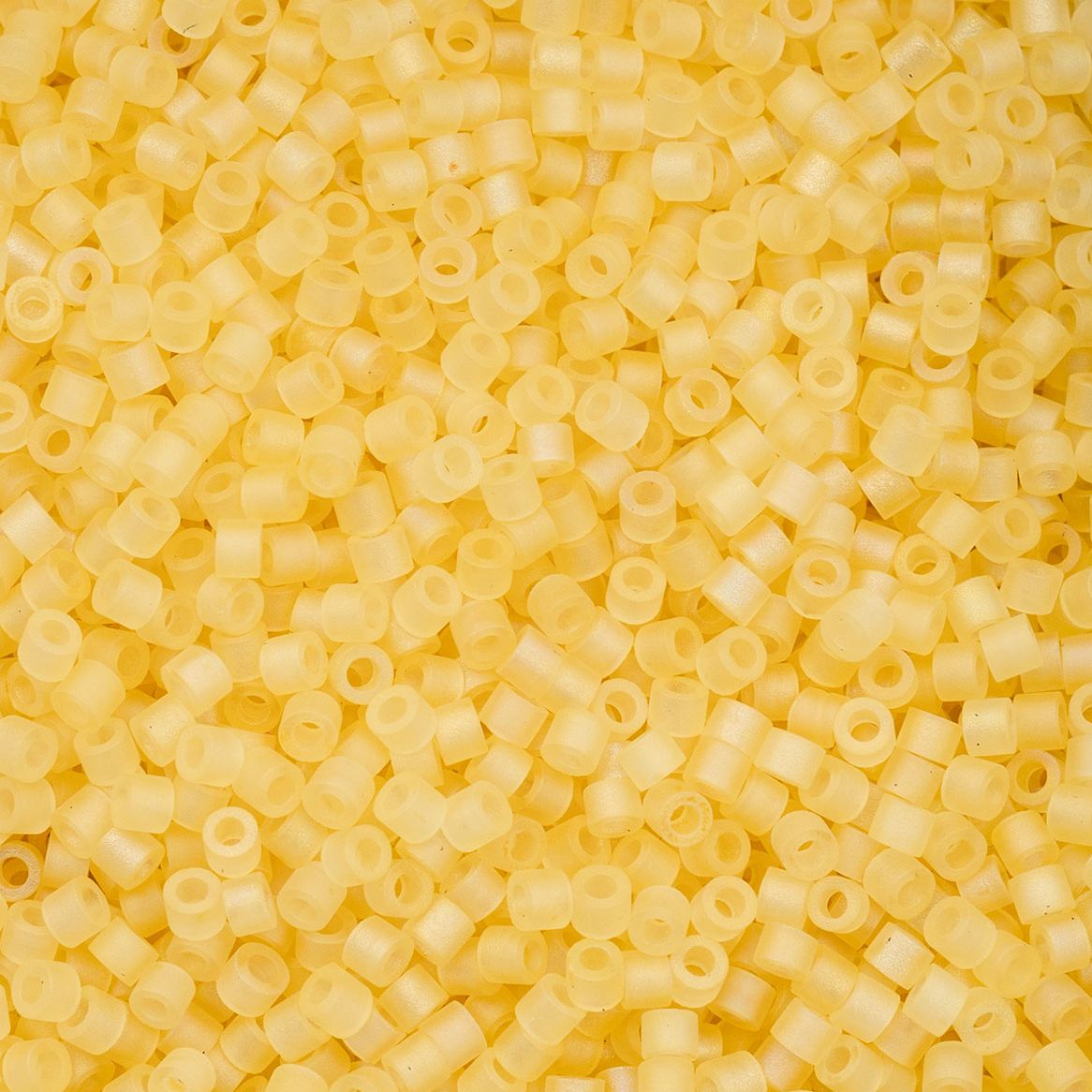 Cylin Bead 11/0 Matte Macaron AB Butter