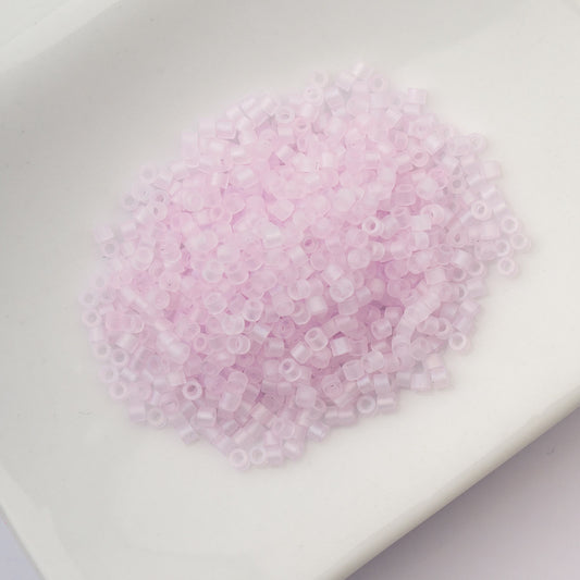 Cylin Bead 11/0 Matt Macaron AB Pale Lavander - Alberta Bead Store