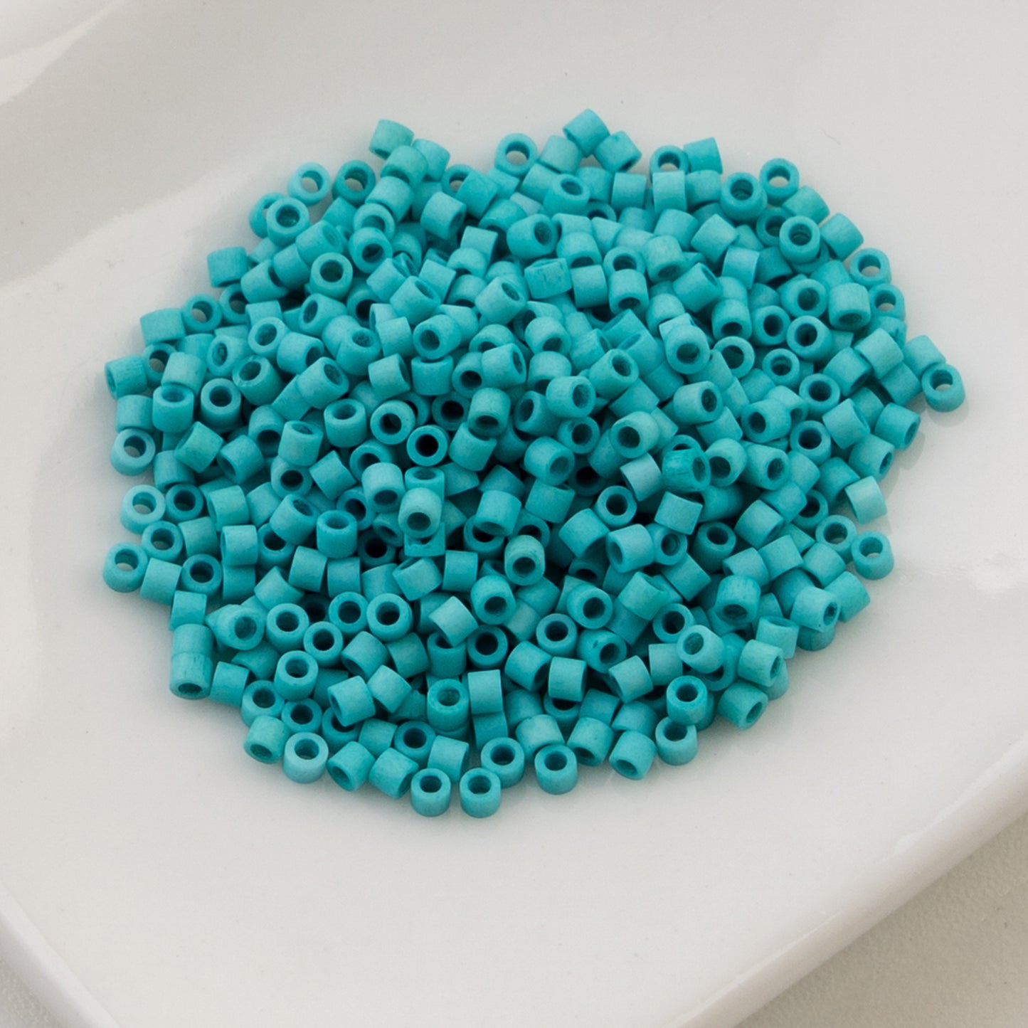 Cylin Bead 11/0 Turquoise Green - Alberta Bead Store