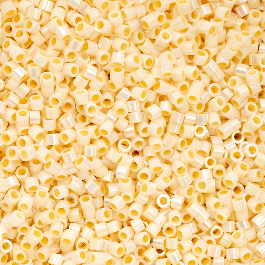 Cylin Bead 11/0 Cream AB - Alberta Bead Store