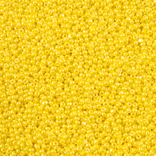 Czech Seed Beads 11/0 Cut Opaque Yellow Luster - Alberta Bead Store