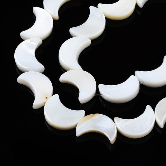 Shell Bead Crescent Moon 11x9mm hole 0.8mm 1pc