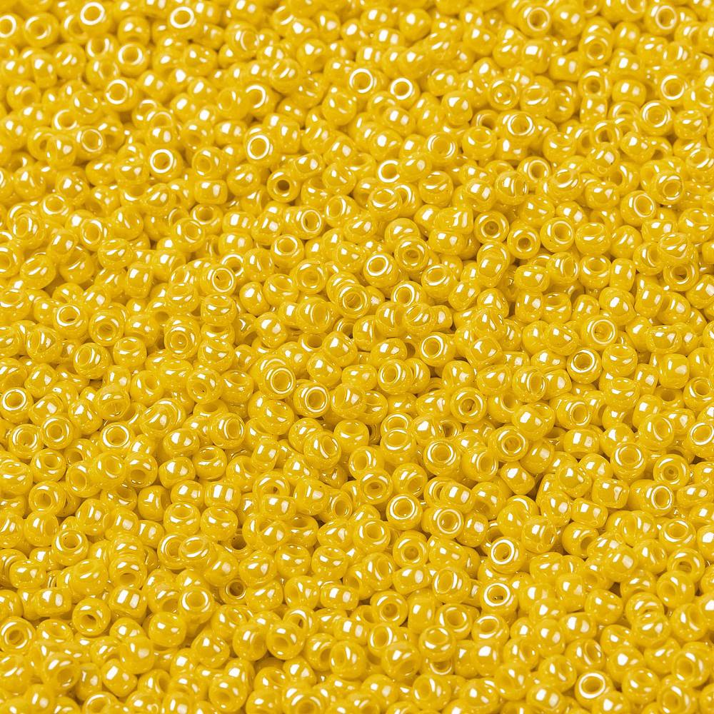 MIYUKI Seed Bead Yellow Luster 8/0