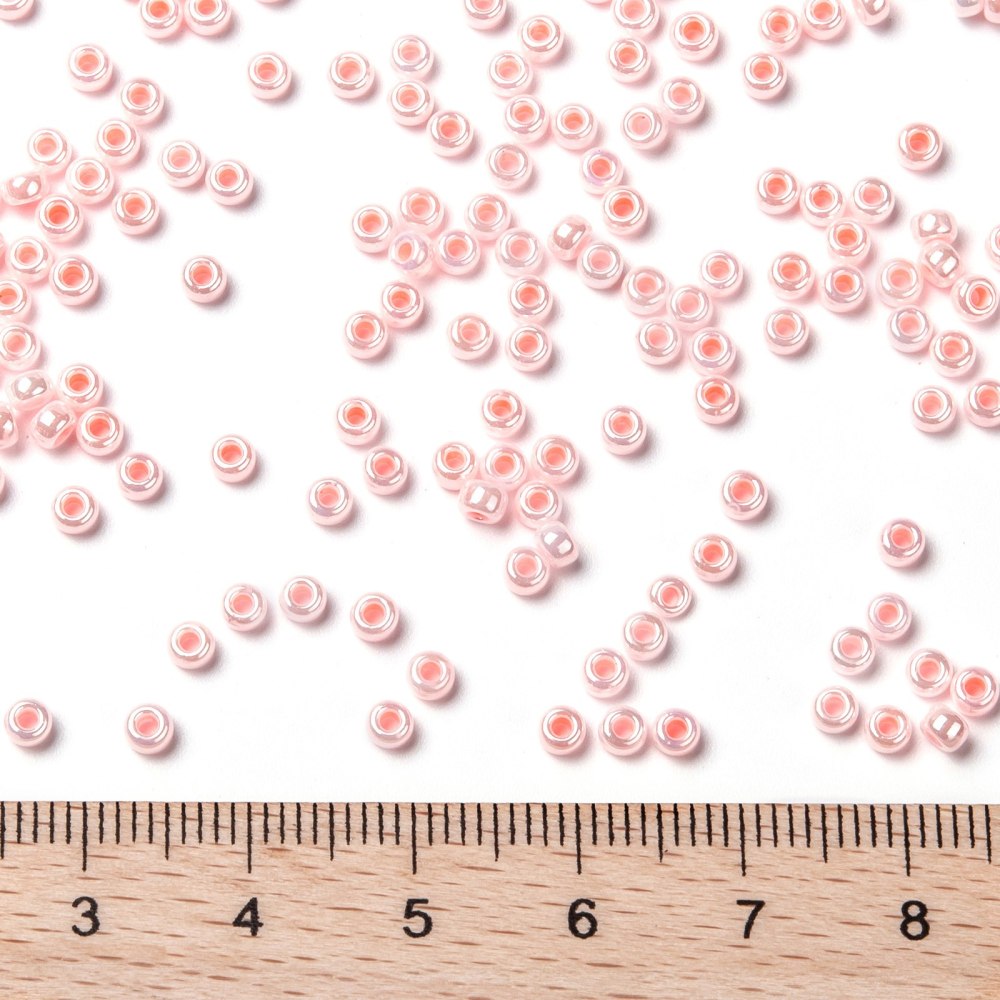 MIYUKI Seed Bead Light Pink Luster 8/0