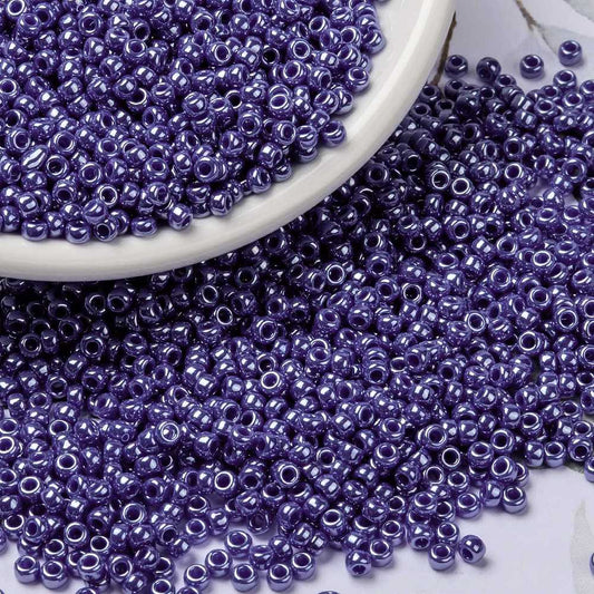 MIYUKI Seed Bead Cyan Blue Luster 8/0