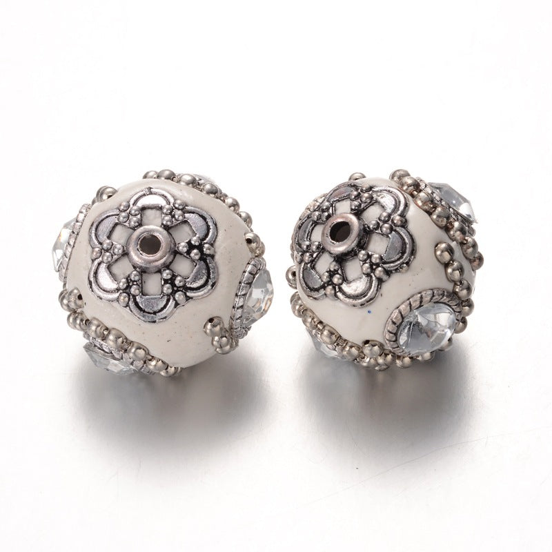 Indonesia Bead White/Silver 20mm