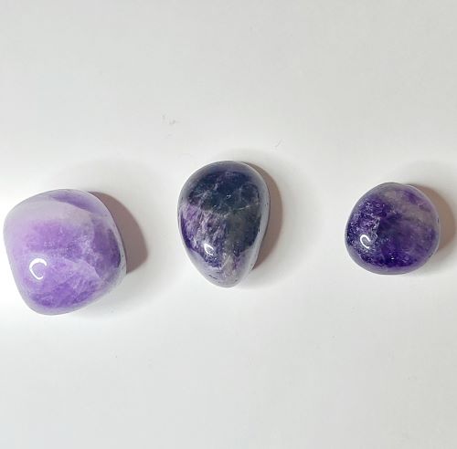 Amethyst Gemstone Tumbled - Crystals and Sun Signs - Red Deer